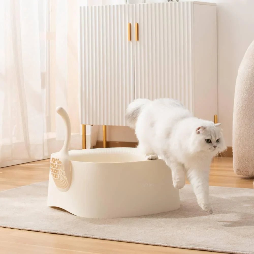 Litter Boxes - Coco & Harley